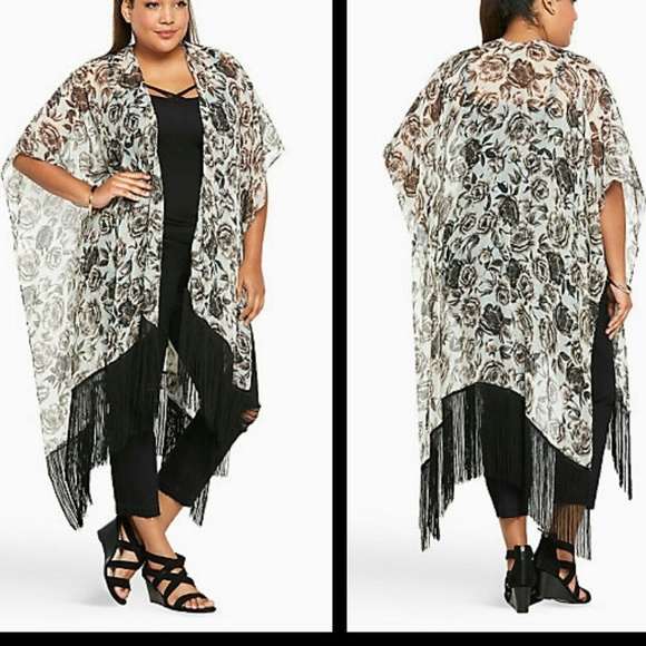 women's plus size ruana